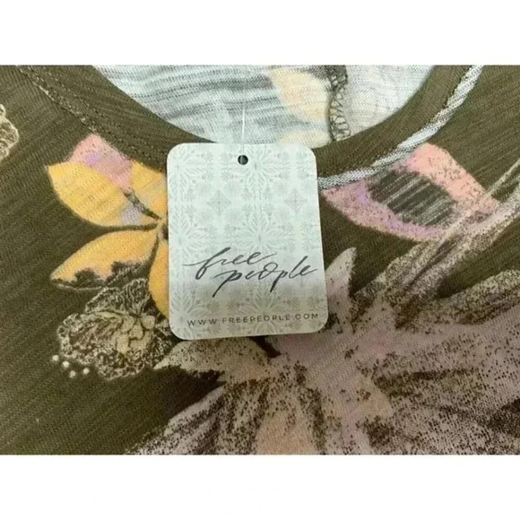 Free People Hey Girl Cotton Strappy Tank Top Floral Army Combo Small NEW - Picture 4 of 5